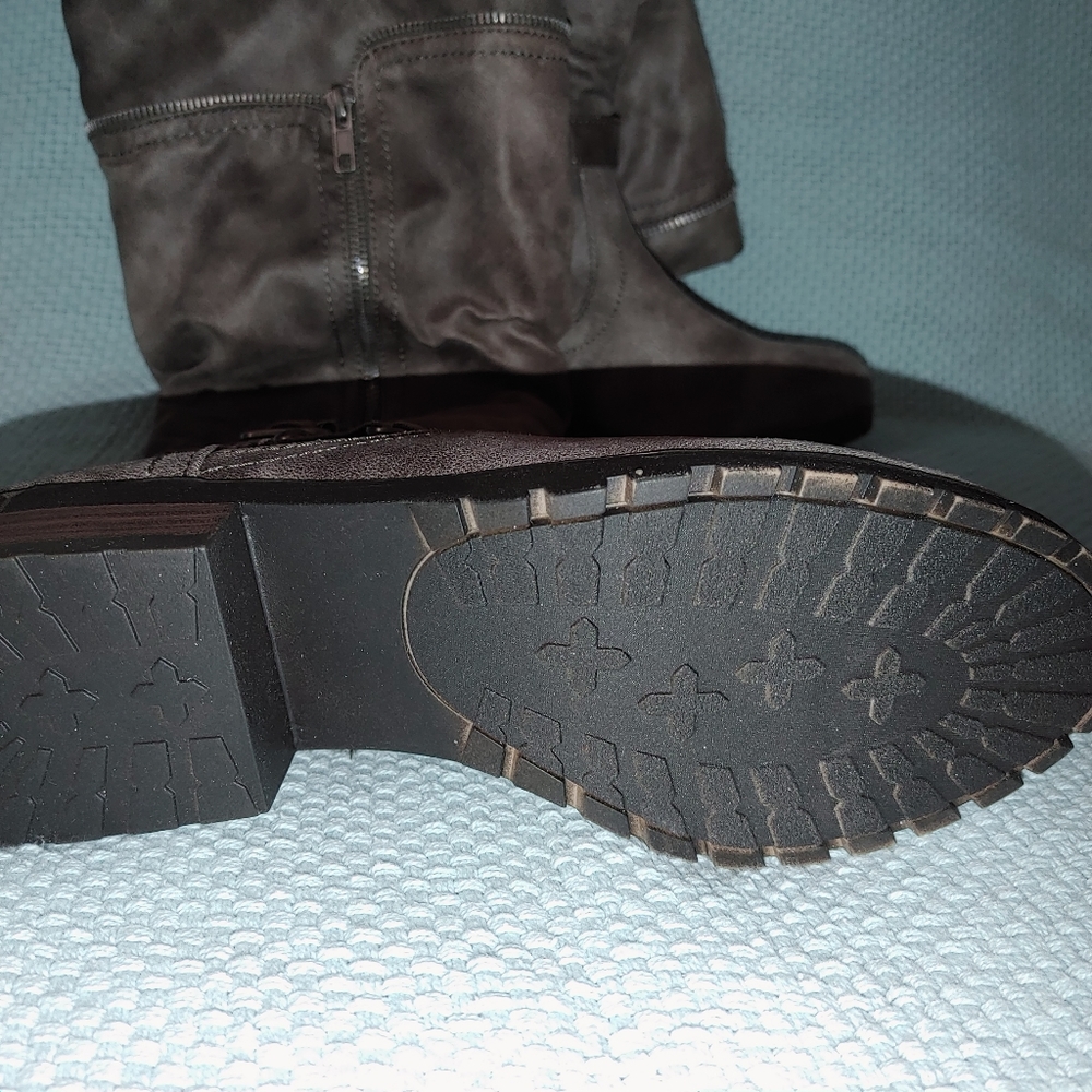 SO Boots Brand New - Picture 3 of 4
